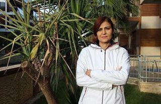 (Özel) Milli Atlet Süreyya Ayhan Kop’a "tapu"...