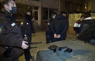 (Özel) Yeni yılı silahlarla karşılayınca, başlarına...
