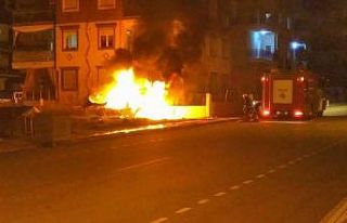 Park ettiği araç yarım saat sonra kundaklandı,...