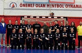 Paşanın kızları sürpriz peşinde