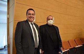 Pazarcı esnafına Başkan Dutlulu’dan destek