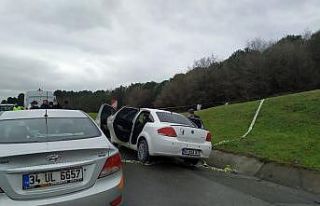 Polis memuru yol kenarında intihar etti