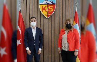 Ramazan Civelek imzayı attı