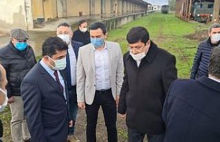 Rektör Aldemir, Sümer Basma Fabrikası’nda incelemelerde...