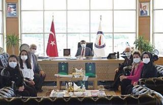 Rektör Uysal: “Yeşilay’a elimizden gelen desteği...
