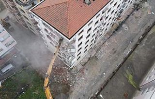 Rize’nin Pisa Kuleleri yıkılmaya başlandı