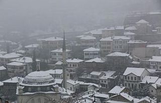 Safranbolu beyaz örtüyle kaplandı