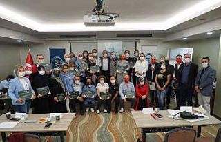 Salgında evden çıkmadan gelir elde ediyorlar