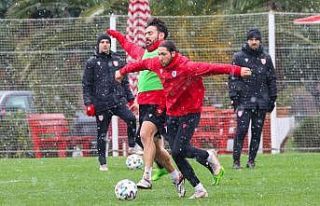 Samsunspor ile Altay 64. randevuya çıkacak