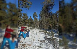 Sarıkamış’ta yaban hayvanlara yitecek bırakıldı