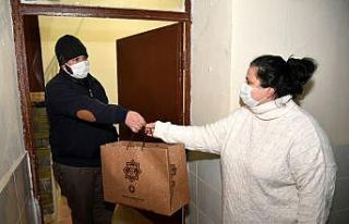 Selçuklu Belediyesi’nden bin 250 aileye "Çok...