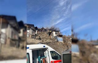 Şenkaya’da yangın; bir kişi hayatını kaybetti