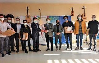 Ses yarışmasının ödül töreni gerçekleştirdi