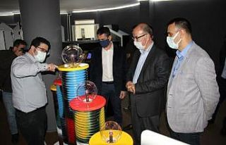 Silifke’deki "Bilim Merkezi" öğrencilerin...