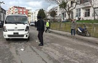 Sinop’ta kamyonetle çarpışan motosikletin sürücüsü...