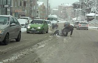 Sinop’ta kar kazalara yol açtı