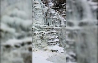 Sinop’ta şelale buz tuttu