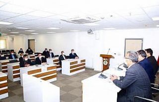 Şırnak Belediye Başkanı Yarka muhtarlarla bir...