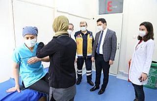 Sivas’ta ilk etapta 10 bin aşı