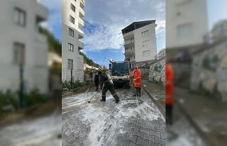 Sokağa çıkma kısıtlamasında Kuşadası sokakları...