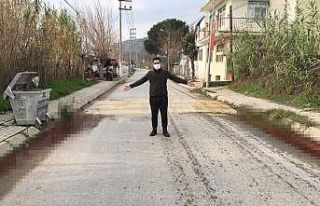 Sokak ortasından akan kanlı su paniğe neden oldu