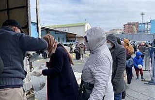Sosyal Market’ten ihtiyaç sahiplerine 3.5 ton hamsi