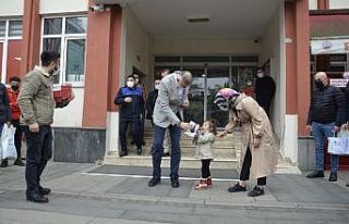 Sosyal medya takipçilerini çekilişle ödüllendirdi