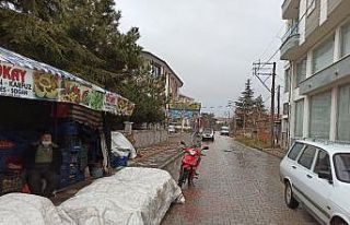 Şuhut’ta sağanak yağmur etkili oldu