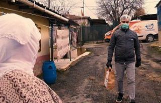 Sultangazi Belediyesinden sıcak yemek