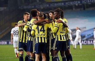 Süper Lig: Fenerbahçe: 2 - Ankaragücü: 0 (İlk...