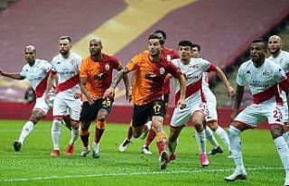 Süper Lig: Galatasaray: 0 - Antalyaspor: 0 (İlk...