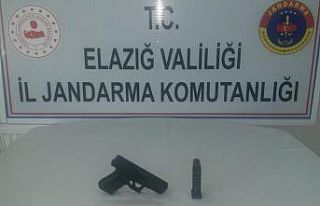 Şüpheli şahıstan hayalet silah ele geçirildi