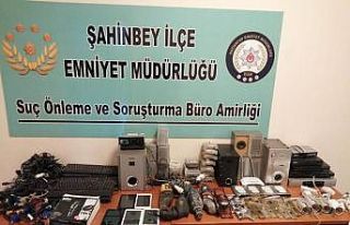 Tablet hırsızları yakalandı