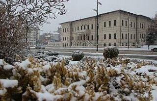 Tarihi kent beyaz gelinliğini giydi