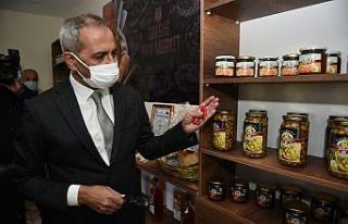 Tarsus Belediyesi ilk Halk Marketi açtı