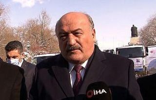 Tedavi olamazsa duyamayacak olan Yağmur’a Milletvekili...