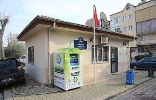 Tekstil atık kutuları yerleştiriliyor