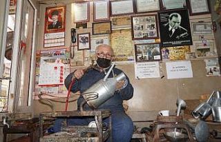 Tenekecinin 55 yıllık meslek aşkı