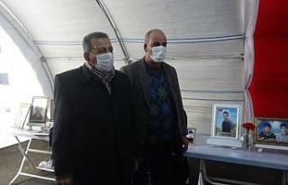 Teröristler 9 yaşında eline bomba verdi, 13 yaşında...