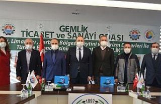 Ticaret Odasından öğrencilere tablet