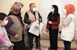 Toroslar Belediyesinden görme engelli bireylere ’beyaz...