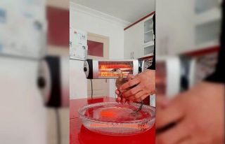 Trafik polislerinden yolda buldukları ’batağan’...