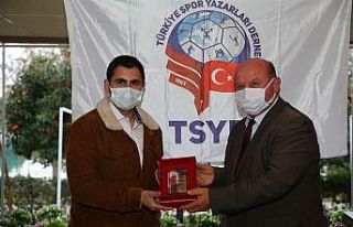 TSYD’den İHA muhabirine ödül