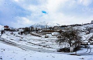 Tufanbeyli beyaz gelinliğini giydi