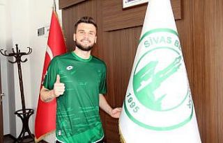 Tuğrul Yavaşçı Sivas Belediyespor’da
