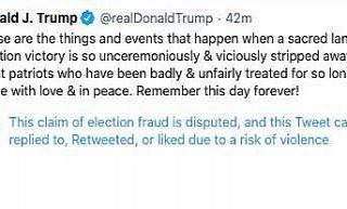 Twitter ve Facebook, Trump’ın hesaplarını askıya...