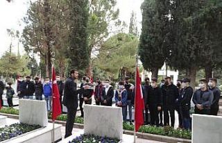 Ülkücüler şehit kabirlerinin bakımını yaptı