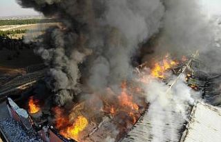 Üniversitenin deposunda yangın