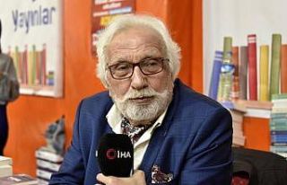 Ünlü tarihçi yazar Yavuz Bahadıroğlu hayatını...