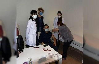 Urla Devlet Hastanesinde sağlık çalışanlarına...